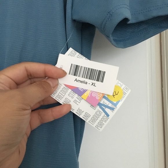 NWT LuLaRoe Amelia dress - Picture 2 of 2